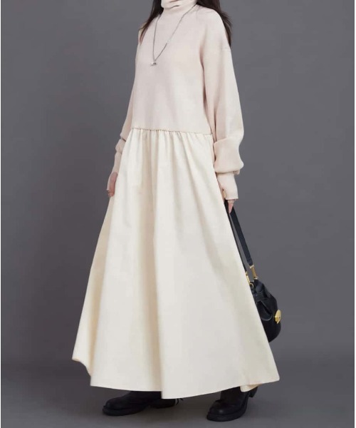 MAISON DE THERESE(メゾン ド テレーズ)の「タートルネック 切り替えニットロングワンピース(ワンピース・レディース・ネイビー/ベージュ/ブラック・FREE)」の19枚目の写真