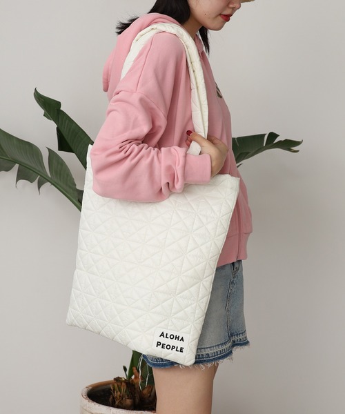 ROOPTOKYO(ループトウキョウ)の「ALOHA PEOPLE/アロハピープル キルティングトートバック(トートバッグ・レディース・ホワイト・FREE)」の10枚目の写真