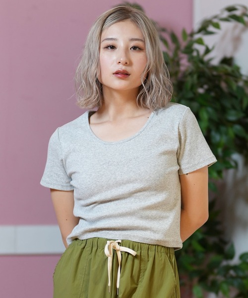 ROXY(ロキシー)の「ROXY/ロキシー ラインストーンロゴ ミニTシャツ RST251649M(Tシャツ/カットソー・レディース・ホワイト/グレー/ライトピンク/ライトブルー/ブラック・L/M)」の14枚目の写真