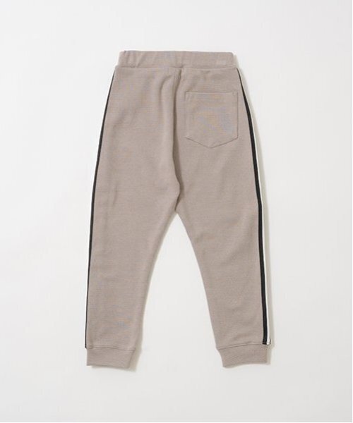 b・ROOM(ビールーム)の「【ともパン】サイドラインテーパードパンツ【子供服】【キッズ】【男の子】【女の子】(その他パンツ・キッズ・ブルー/グレイッシュベージュ/チャコール/ネイビー/シルバーグレー/モスグリーン/ライトカーキ/ブラック/ライトベージュ・140cm/120cm/110cm/100cm/130cm)」の12枚目の写真