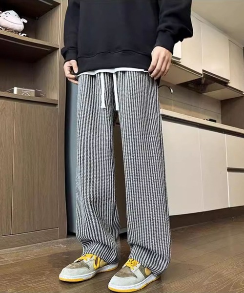 link lot(リンクロット)の「ルーズシルエットストライプパンツ(その他パンツ・メンズ・ブラック/ブラウン・L/M)」の8枚目の写真