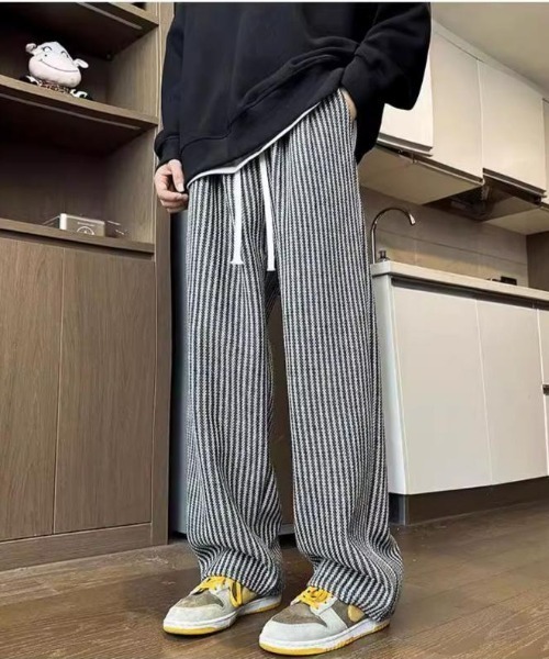 link lot(リンクロット)の「ルーズシルエットストライプパンツ(その他パンツ・メンズ・ブラック/ブラウン・L/M)」の16枚目の写真