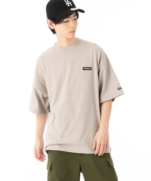 NEW ERA（ニューエラ）の「ニューエラ 半袖Tシャツ オーバーサイズ コットン（Tシャツ/カットソー・メンズ・ブラック/ベージュ/ホワイト・XXL/S/M/L/XL）」の6枚目の写真