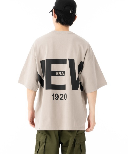 NEW ERA（ニューエラ）の「ニューエラ 半袖Tシャツ オーバーサイズ コットン（Tシャツ/カットソー・メンズ・ブラック/ベージュ/ホワイト・XXL/S/M/L/XL）」の8枚目の写真