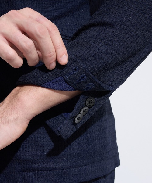 HIDEAWAYS NICOLE（ハイダウェイニコル）の「シアージャガードニットジャケット（テーラードジャケット・メンズ・ネイビー/ブラック/ライトグレー・X-LARGE/LARGE/MEDIUM）」の4枚目の写真