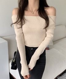 オフショルダーリブニット