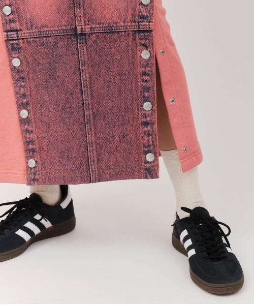 atmos pink（アトモスピンク）の「atmos pink Denim Docking Long Skirt / アトモス ピンク デニム ドッキング ロング スカート（スカート・レディース・ブルー/ピンク・FREE）」の13枚目の写真