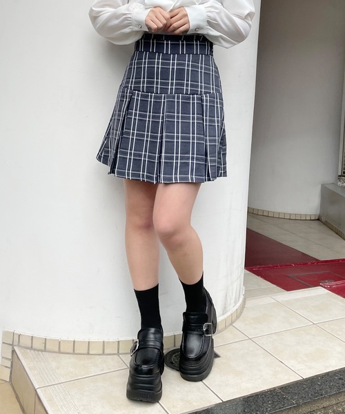 abc une face(アーベーセーアンフェイス)の「【セットアップ対応アイテム】バックリボンスカート(スカート・レディース・チャコール/ブラック/ネイビー・FREE)」の17枚目の写真