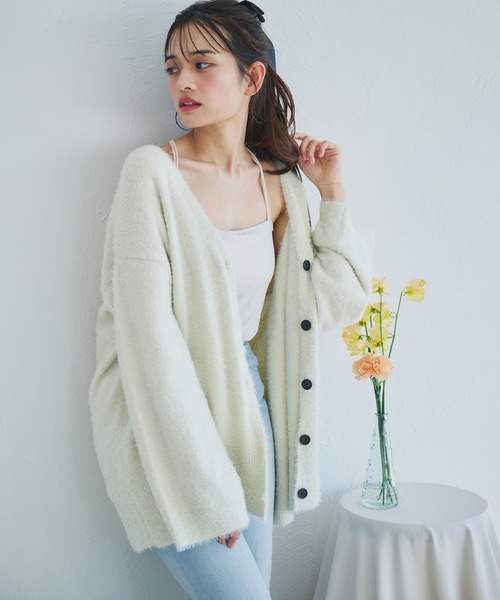 fupel(フぺル)の「2way lame mix knit cardigan /2wayラメミックスニットカーディガン(カーディガン/ボレロ・レディース・アイボリー/グレー・FREE)」の4枚目の写真