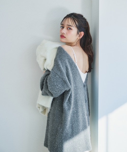 fupel(フぺル)の「2way lame mix knit cardigan /2wayラメミックスニットカーディガン(カーディガン/ボレロ・レディース・アイボリー/グレー・FREE)」の7枚目の写真