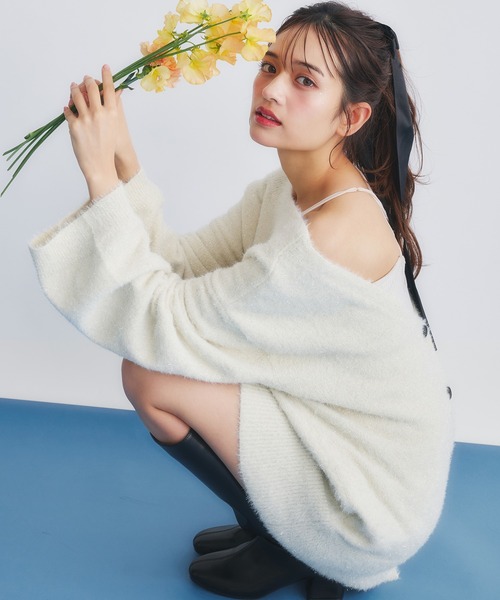 fupel(フぺル)の「2way lame mix knit cardigan /2wayラメミックスニットカーディガン(カーディガン/ボレロ・レディース・アイボリー/グレー・FREE)」の6枚目の写真