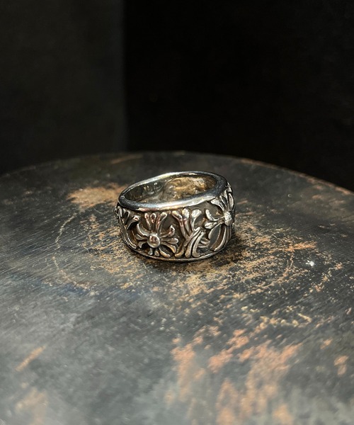 CALIFORNIA OUTFITTERS（カリフォルニア アウトフィッターズ）の「3-1C31 大 小  シルバー クロス デザインリング（リング・メンズ・シルバー系2/シルバー系1・16号/18号/20号）」の3枚目の写真