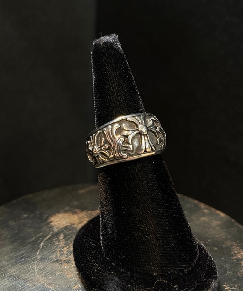 CALIFORNIA OUTFITTERS（カリフォルニア アウトフィッターズ）の「3-1C31 大 小  シルバー クロス デザインリング（リング・メンズ・シルバー系2/シルバー系1・16号/18号/20号）」の8枚目の写真