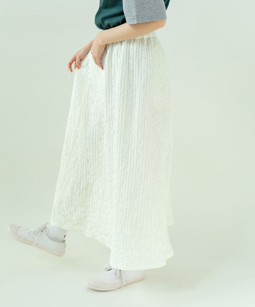 PAR ICI(パーリッシィ)の「【WEB別注カラー】ストライプ刺繍 ギャザースカート(セットアップ対応)(スカート・レディース・ホワイト/チェック/ブラック・FREE)」の7枚目の写真