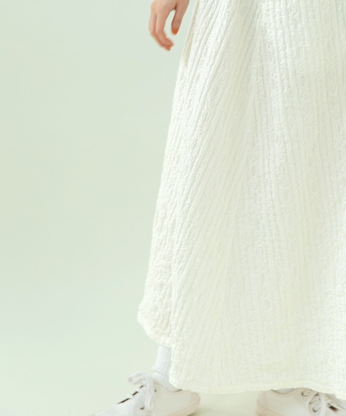 PAR ICI(パーリッシィ)の「【WEB別注カラー】ストライプ刺繍 ギャザースカート(セットアップ対応)(スカート・レディース・ホワイト/チェック/ブラック・FREE)」の11枚目の写真