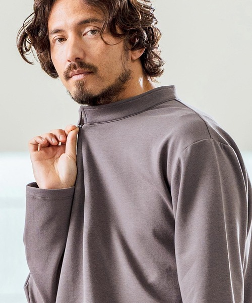 Magine（マージン）の「mlt5068- Double Knit High Neck Long Sleeve Pullover カットソー（Tシャツ/カットソー・メンズ・チャコール/ベージュ/ブラック・44/46/48）」の2枚目の写真