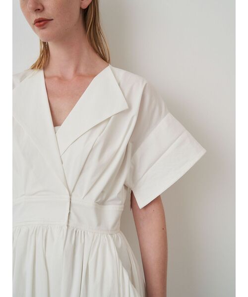 ELENDEEK（エレンディーク）の「オープンカラーシャツワンピース