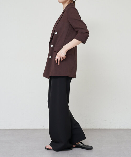 SHENERY（シーナリー）の「シアージャケット（テーラードジャケット・レディース・オフホワイト/ブラック/ベージュ/ブラウン・40/36/38）」の5枚目の写真