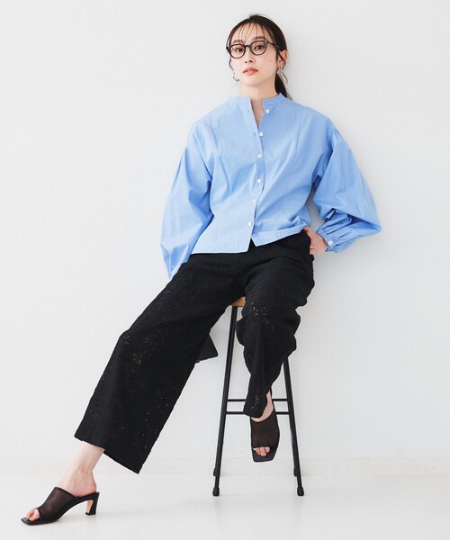 UNTITLED（アンタイトル）の「【体型カバー】タイプライター ボリュームスリーブシャツ（シャツ/ブラウス・レディース・オフホワイト/ライトブルー・44/04/03/48/02/01/00）」の9枚目の写真