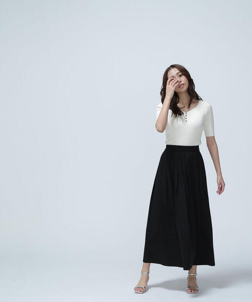 NATURAL BEAUTY BASIC（ナチュラルビューティーベーシック）の「◇タックプリーツフレアスカート（スカート・レディース・ブラック/ライトグリーン/オフホワイト・MEDIUM/P/S）」の5枚目の写真