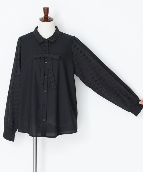 somari imagination（ソマリ イマジネーション）の「『コットンレースリボン付きブラウス』（シャツ/ブラウス・レディース・オフホワイト/ブラック・1/2）」の4枚目の写真