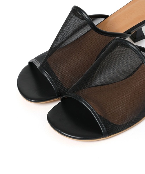 BAYFLOW（ベイフロー）の「[安定感のある履き心地]フレフィットメッシュミュール（サンダル・レディース・ブラック/シルバー・MEDIUM/LARGE）」の14枚目の写真