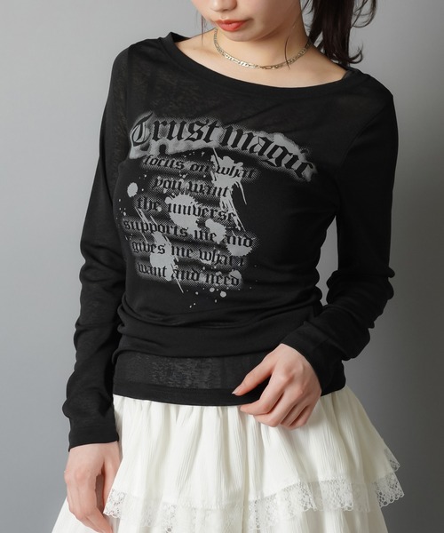 SPINNS(スピンズ)の「程よい透け感*スラブシアー長袖カットソー/OLD(Tシャツ/カットソー・レディース・グレー/オフホワイト/ブラック・ONESIZE)」の11枚目の写真