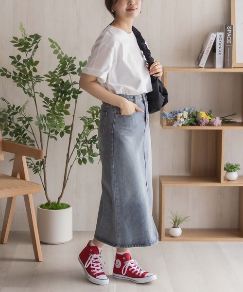 NAVY(ネイビー)の「【 綿100% 】nAvy ベーシックルーズTシャツ(Tシャツ/カットソー・レディース・オフホワイト/ネイビー系/レッド/アクア/ホワイト×ネイビー/チャコール・M/L)」の7枚目の写真