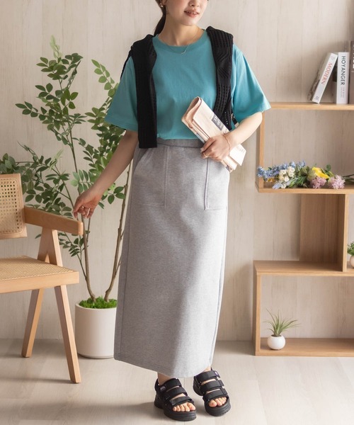NAVY(ネイビー)の「【 綿100% 】nAvy ベーシックルーズTシャツ(Tシャツ/カットソー・レディース・オフホワイト/ネイビー系/レッド/アクア/ホワイト×ネイビー/チャコール・M/L)」の19枚目の写真