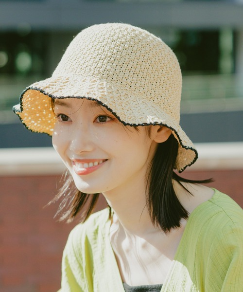 LAKOLE（ラコレ）の「配色透かし編みハット / 286083（ハット・レディース・ベージュ/オフホワイト/ブラック・FREE）」の3枚目の写真