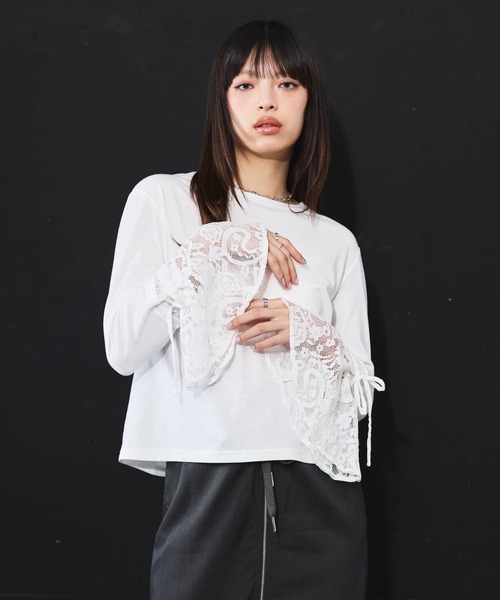 DIP IN CHOCOLATE（ディップインチョコレート）の「フレアカフスカットソー【DIP IN CHOCOLATE】（Tシャツ/カットソー・レディース・ブラック/オフホワイト・F）」の7枚目の写真