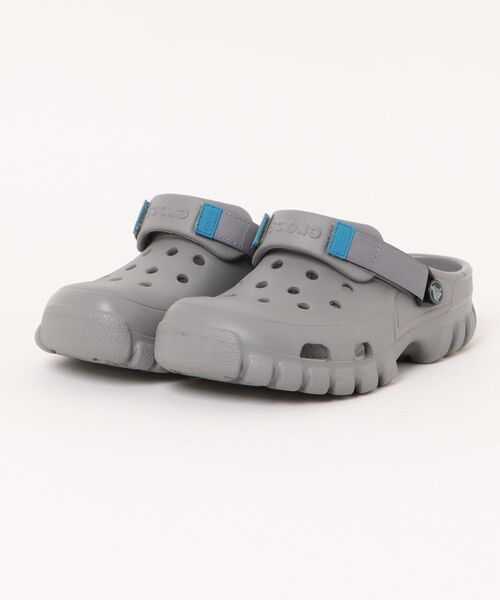 crocs(クロックス)の「《crocs》Offroad Sport Clog(サンダル・メンズ・アーミー/ブラウン/ブラック/スモークグレー・27.0cm/28.0cm/29.0cm/22.0cm/23.0cm/24.0cm/25.0cm/26.0cm)」の2枚目の写真
