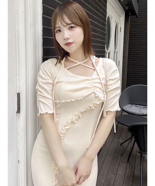 dazzlin(ダズリン)の「アシメレイヤードカットワンピース(ワンピース・レディース・アイボリー/オレンジ/チャコールグレー・MEDIUM/SMALL)」の11枚目の写真