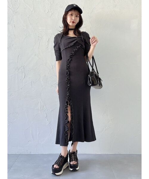 dazzlin(ダズリン)の「アシメレイヤードカットワンピース(ワンピース・レディース・アイボリー/オレンジ/チャコールグレー・MEDIUM/SMALL)」の18枚目の写真