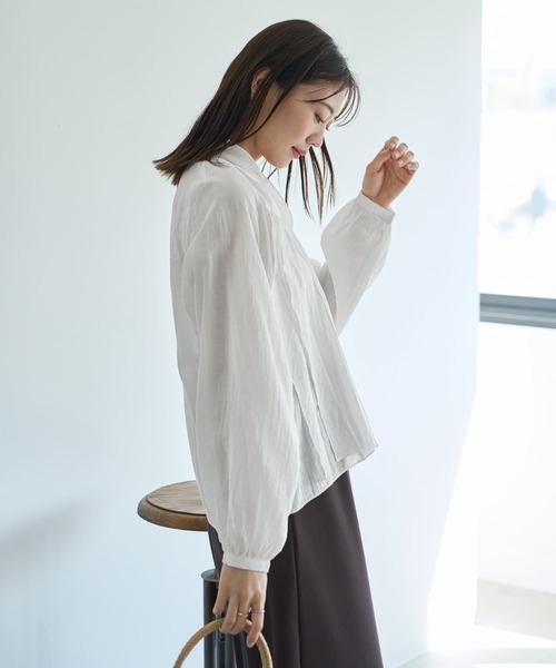 STYLE DELI（スタイルデリ）の「涼しい透けドレープのVネックブラウス（シャツ/ブラウス・レディース・ミント/ホワイト/ブラック・FREE）」の19枚目の写真