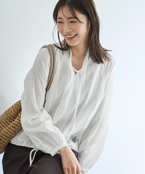 STYLE DELI（スタイルデリ）の「涼しい透けドレープのVネックブラウス（シャツ/ブラウス・レディース・ミント/ホワイト/ブラック・FREE）」の21枚目の写真