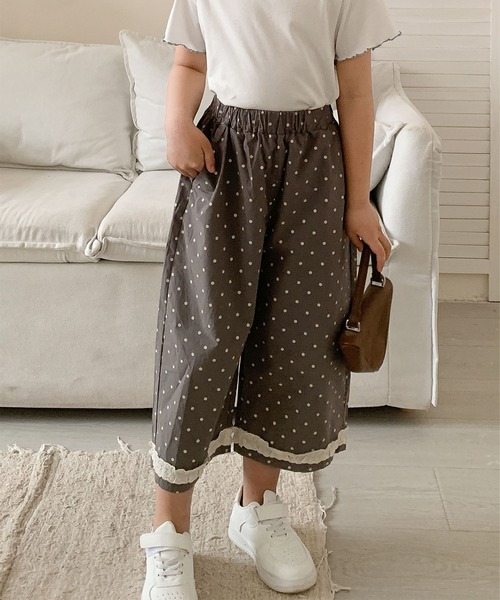 aimoha（アイモハ）の「【aimoha-KIDS-】ドット柄　キッズガウチョパンツ（スラックス・キッズ・カーキ/ベージュ/グレー・90/100/110/120/130）」の2枚目の写真