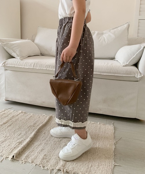 aimoha（アイモハ）の「【aimoha-KIDS-】ドット柄　キッズガウチョパンツ（スラックス・キッズ・カーキ/ベージュ/グレー・90/100/110/120/130）」の5枚目の写真