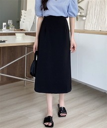 バックスリットタイトスカート