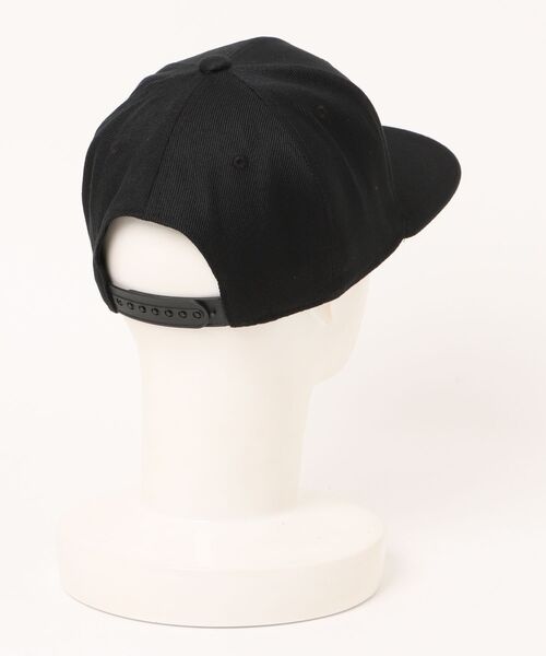 Keith Haring（キース・ヘリング）の「【Keith Haring】  刺繍 フラット キャップ（キャップ・メンズ・ブラック/ホワイト×ネイビー/ホワイト/ベージュ・FREE）」の5枚目の写真