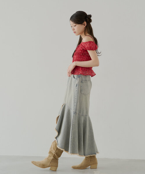 Chico（チコ）の「【2サイズ展開】裾フリンジタイトフレアデニムスカート（スカート・レディース・ブルー系その他/ブルー/ピンク系その他・FREE/MEDIUM）」の8枚目の写真