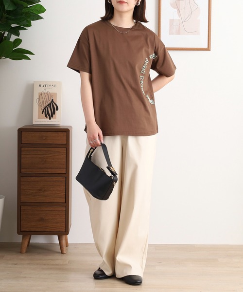BRODIAEA(ブローディア)の「BRODIAEA 歯ブラシ加工サークルロゴ半袖Tシャツ(Tシャツ/カットソー・レディース・ブラウン/グリーン/パープル/ブラック・40)」の13枚目の写真