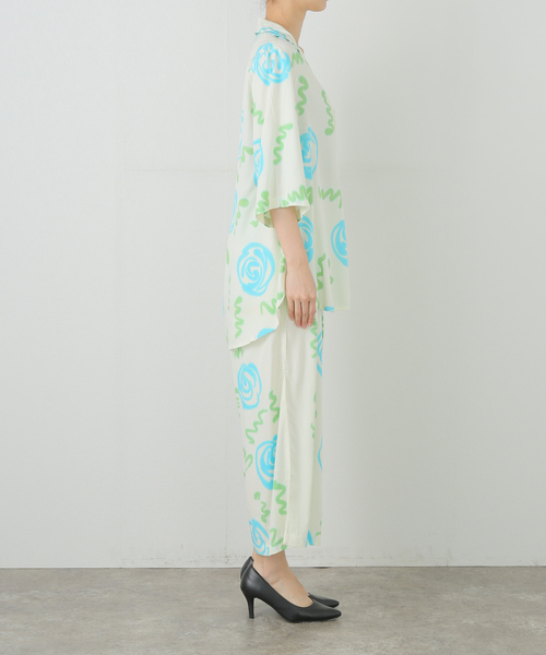 SUKU HOME(スクホーム)の「SUKU HOME CLASSIC DUNE NO.03:セットアップ(ルームウェア/パジャマ・レディース・ホワイト・MEDIUM)」の6枚目の写真