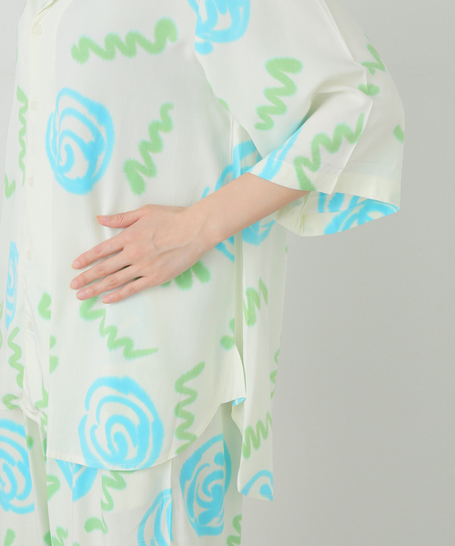 SUKU HOME(スクホーム)の「SUKU HOME CLASSIC DUNE NO.03:セットアップ(ルームウェア/パジャマ・レディース・ホワイト・MEDIUM)」の8枚目の写真