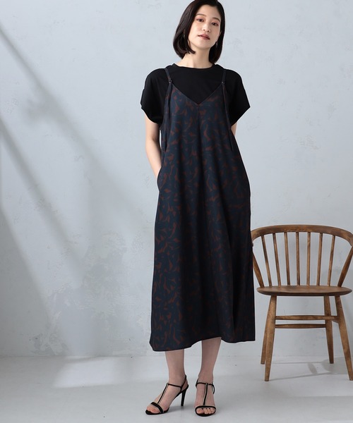 GALLORIA（ギャローリア）の「ドビーキャミワンピース（ワンピース・レディース・ライトグレー/ネイビー/ベージュ・LL/L/M/S）」の3枚目の写真