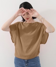 ラウンドネック」に該当するレディースのシャツ/ブラウス