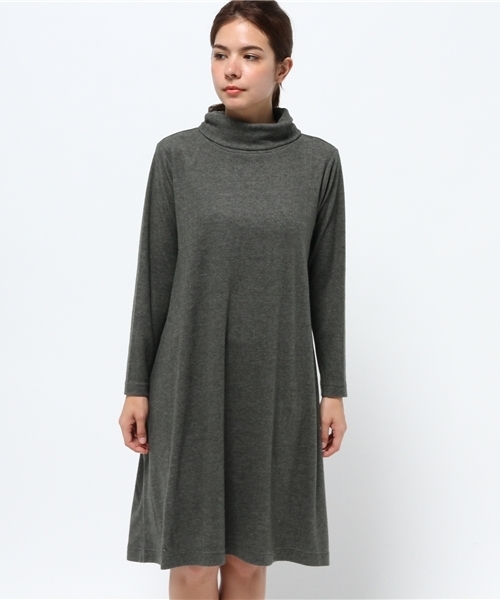 LBC（エルビーシー）の「om起毛天竺タートルワンピース（ワンピース・レディース・ダークグレー/ベージュ/ブラック・MEDIUM）」の3枚目の写真