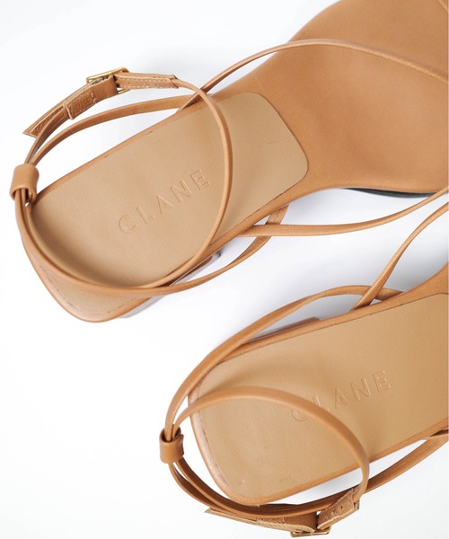 CLANE(クラネ)の「【PH1】【CLANE】LINE STRAP SANDAL 18115-8411(サンダル・レディース・ベージュ/ブラック・36/38)」の19枚目の写真