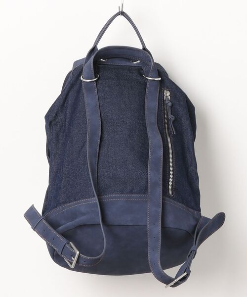 Desigual（デシグアル）の「ミディアムサイズのデニム巾着型コンバーチブルバックパック（バックパック/リュック・レディース・ブルー・FREE）」の7枚目の写真