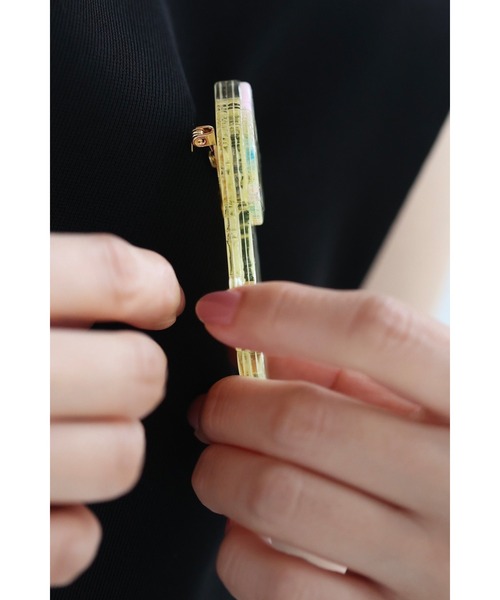 cawaii（カワイイ）の「青い目のミルキーな猫ちゃんブローチ（ブローチ/コサージュ・レディース・ホワイト/ブラック・FREE）」の18枚目の写真